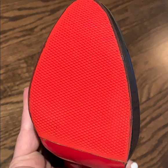 Christian Louboutin Black Heels with Red Soles - Picture 5 of 7